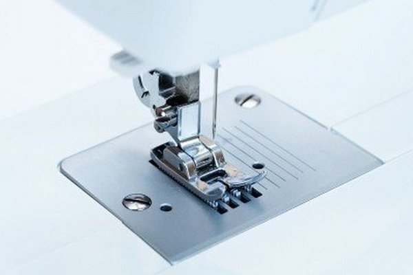 Швейная машинка Минерва М 832В – для профессионалов и любителей