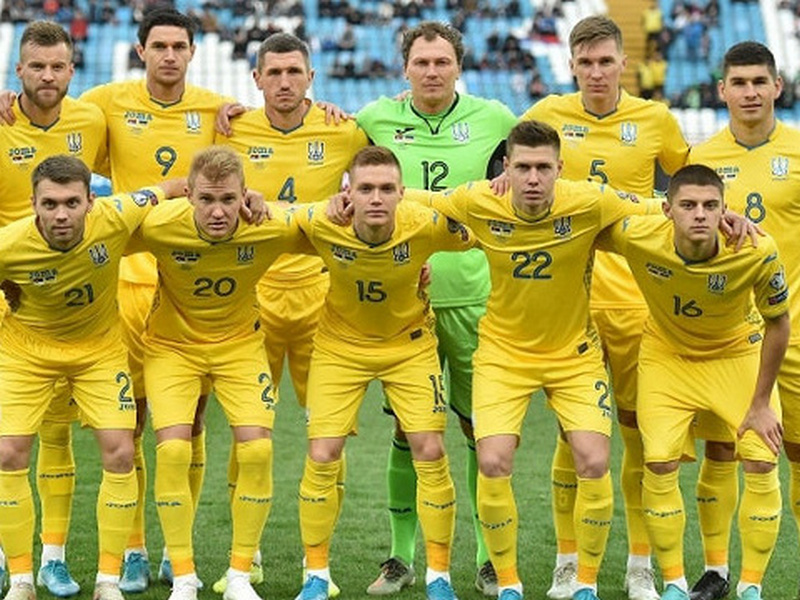 Есть игры украина. Сборная Украины по футболу номер 19. Форма сборной Украины по футболу для ФИФА 20. Форма сборной Украины для ФИФА на евро 2020.