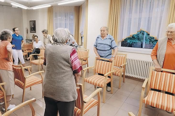 Дом престарелых в Киеве: кому подходит, преимущества и особенности выб